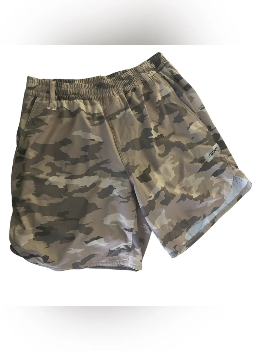 Legends camo NWT shorts medium